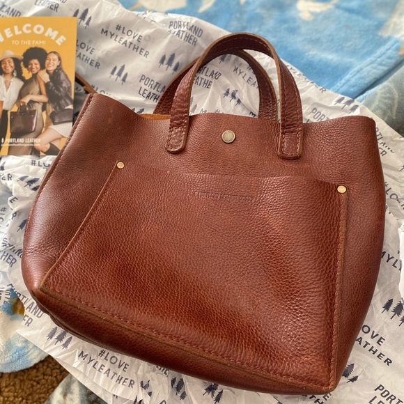 Portland nutmeg Leather mini crossbody Tote - Picture 9 of 13